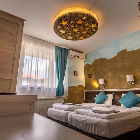 Tihiat Kut Complex Гостевой дом