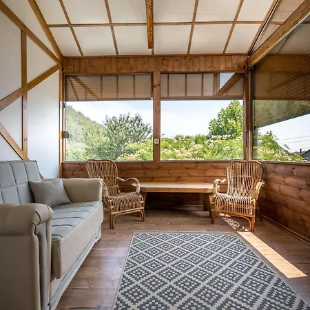 Tihiat Kut Complex Gasthof 3*