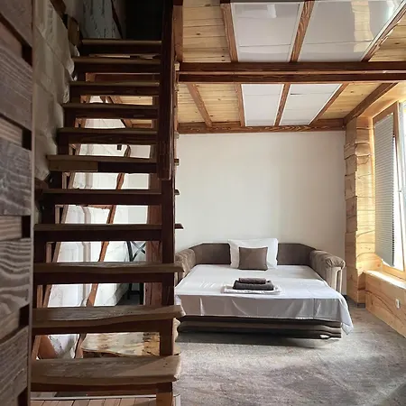 Tihiat Kut Complex Гостевой дом Кюстендил