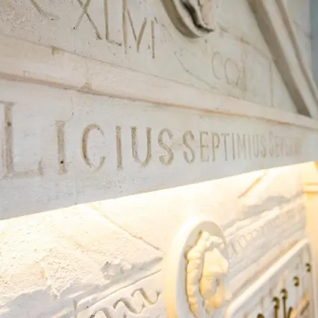 Tihiat Kut Complex 3*