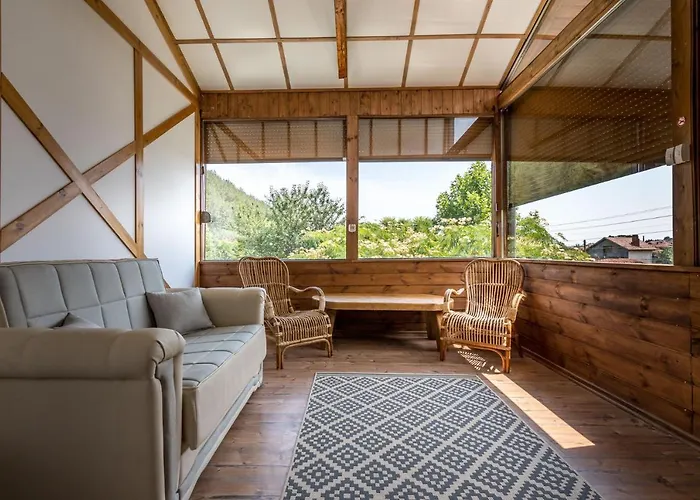 Tihiat Kut Complex Konukevi 3*