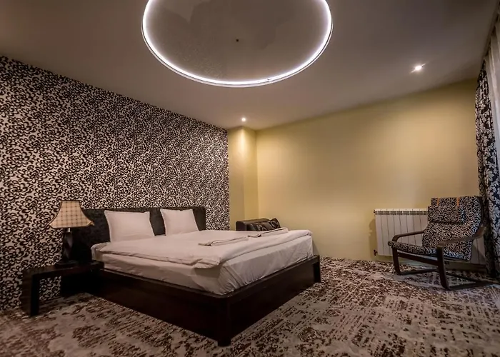 Tihiat Kut Complex 3*