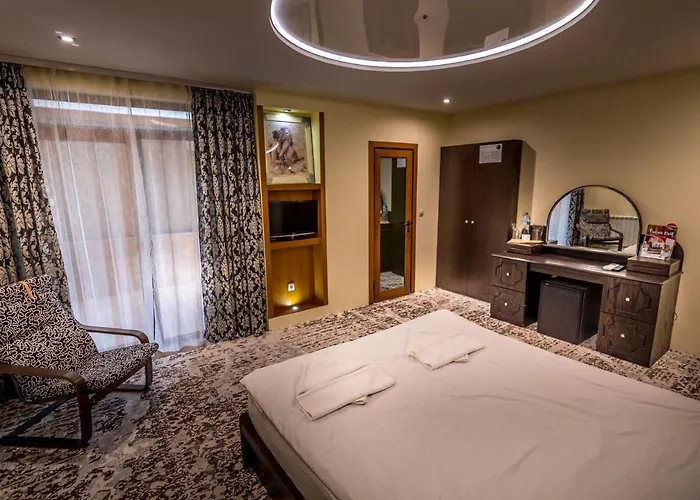 Tihiat Kut Complex 3*